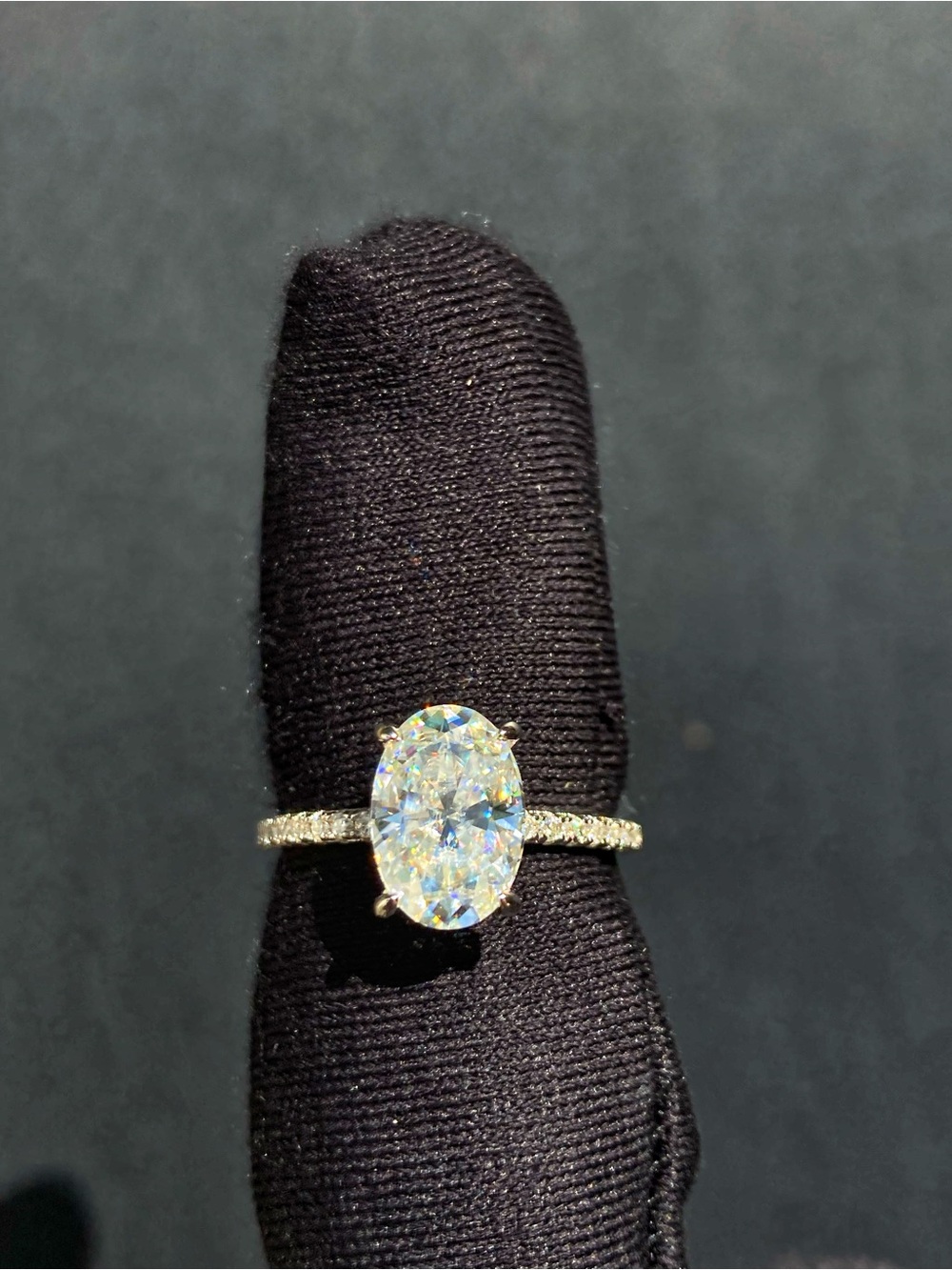 💎 2CT Oval Moissanite Ring | 925 Sterling Silver | Size 7 💎